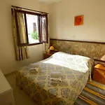 Sea View Apartment *